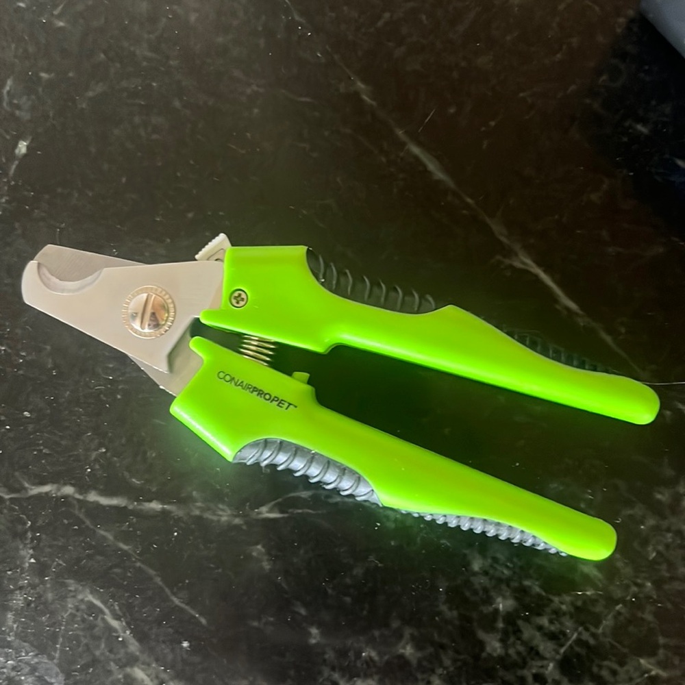 Conair ProPet Dog Puppy nail trimmers nwot